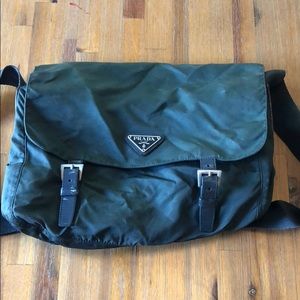 Prada messenger style shoulder bag!